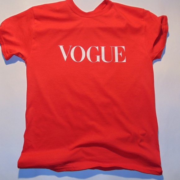 NWT Vogue t-shirt - Picture 2 of 3